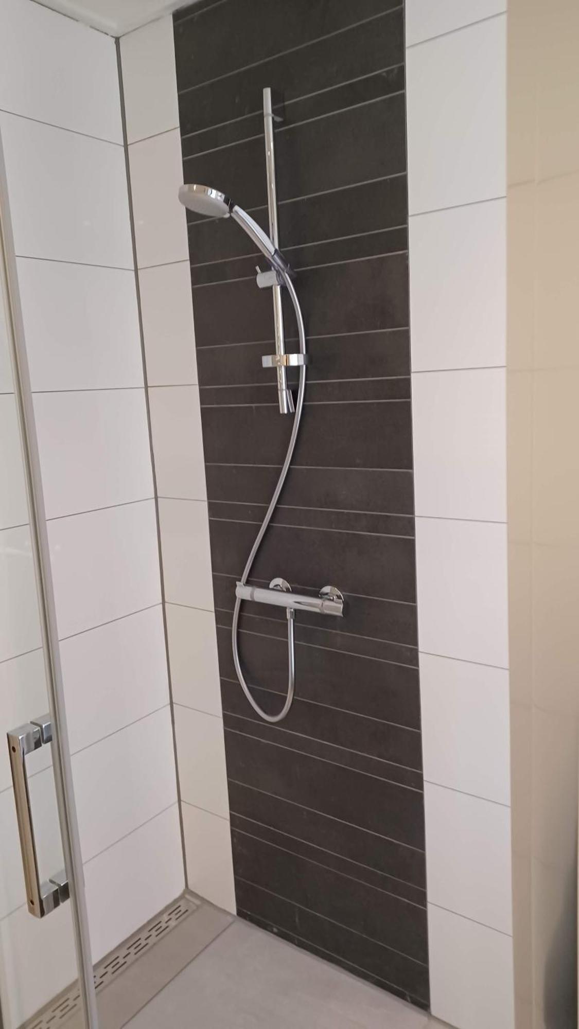Karakteristiek Huis In Centrum Winsum Met Nieuwe Badkamer ภายนอก รูปภาพ